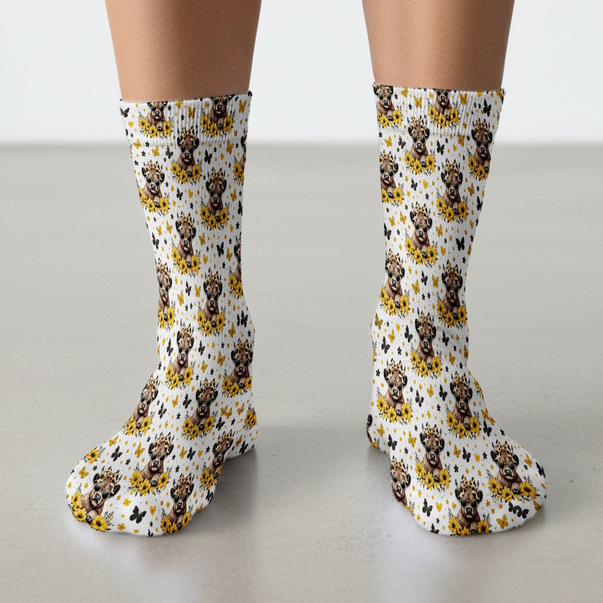 Cow With Sunflower Bow Pattern Socks, Adult Socks for Men and Women