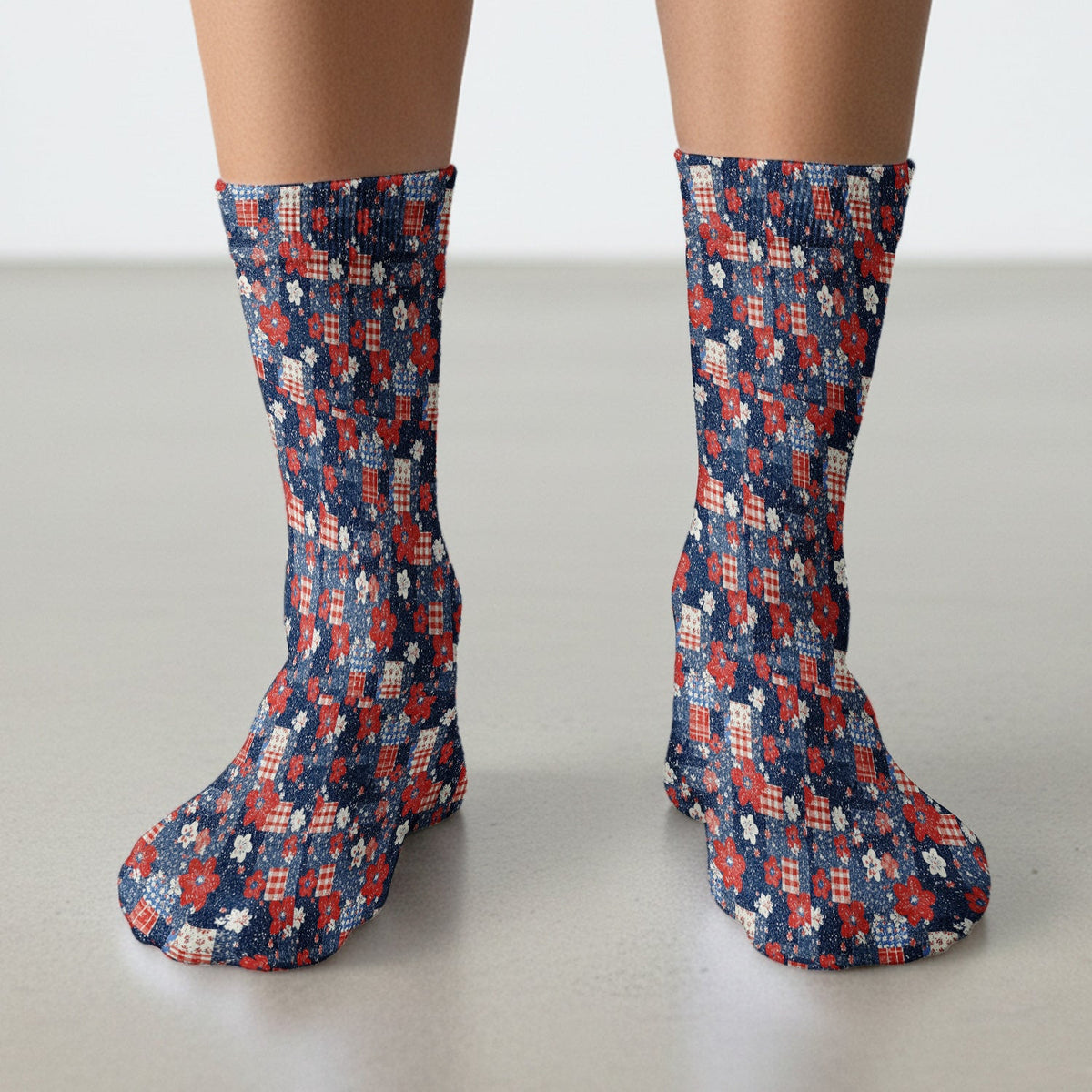 Patriotic Gingham Floral Patchwork Pattern Socks, Adult Socks for Men and Women