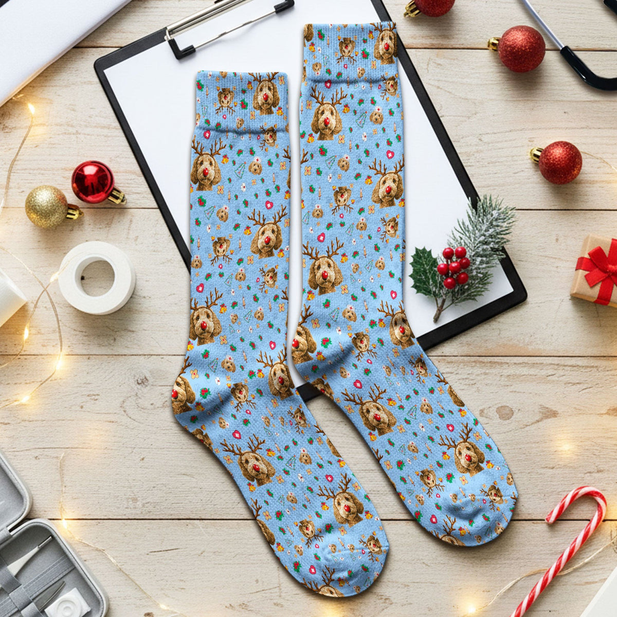 Christmas Labradoodle Socks for Nurse Doctor - Funny Reindeer Dog Adult Socks for Men and Women