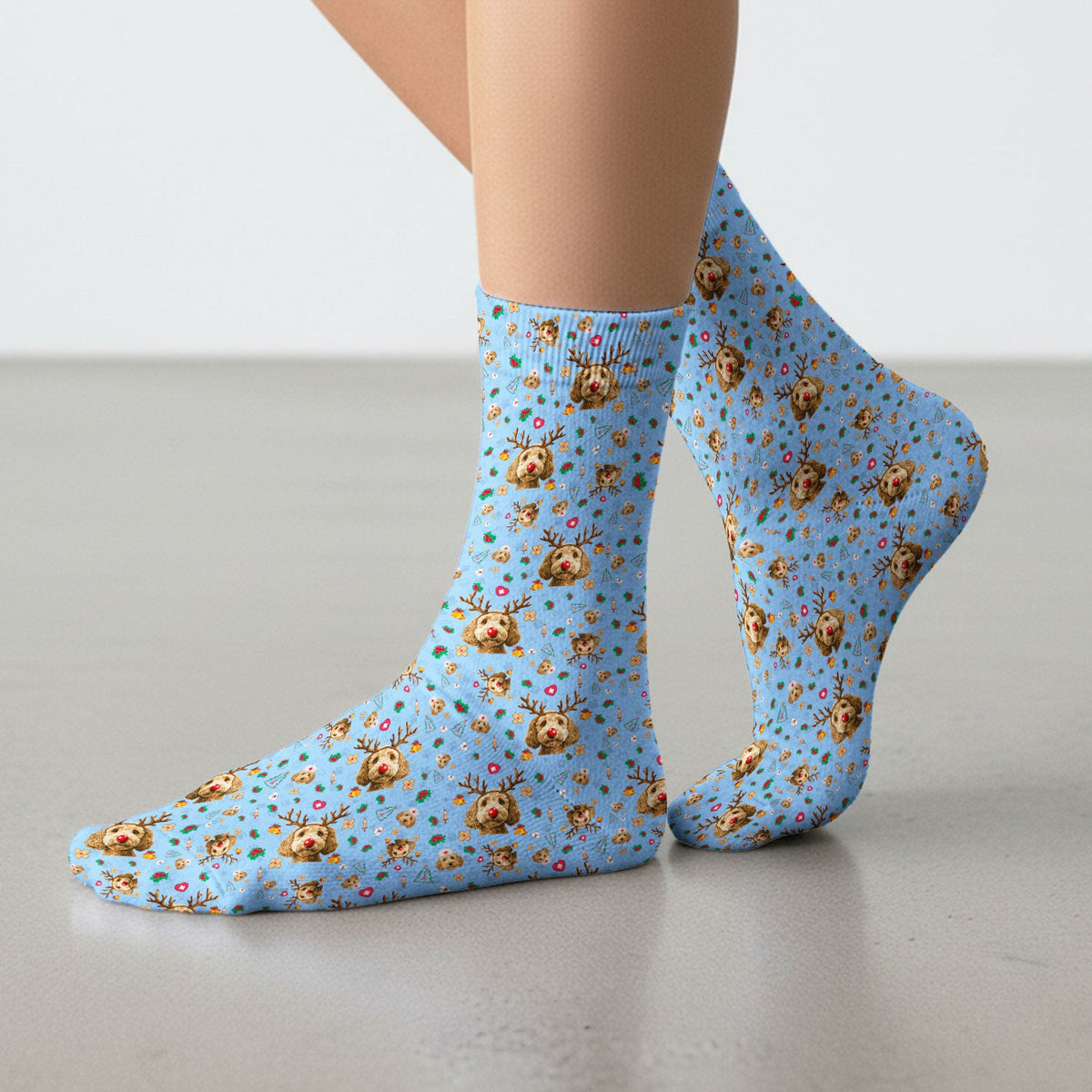 Christmas Labradoodle Socks for Nurse Doctor - Funny Reindeer Dog Adult Socks for Men and Women