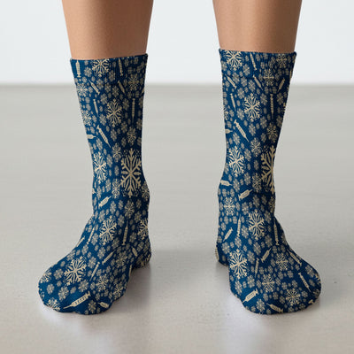 Snowflake Syringe Socks for Nurse Doctor - Winter Snow Adult Socks for Men and Women - Breathable Fabrics Medical Uniform