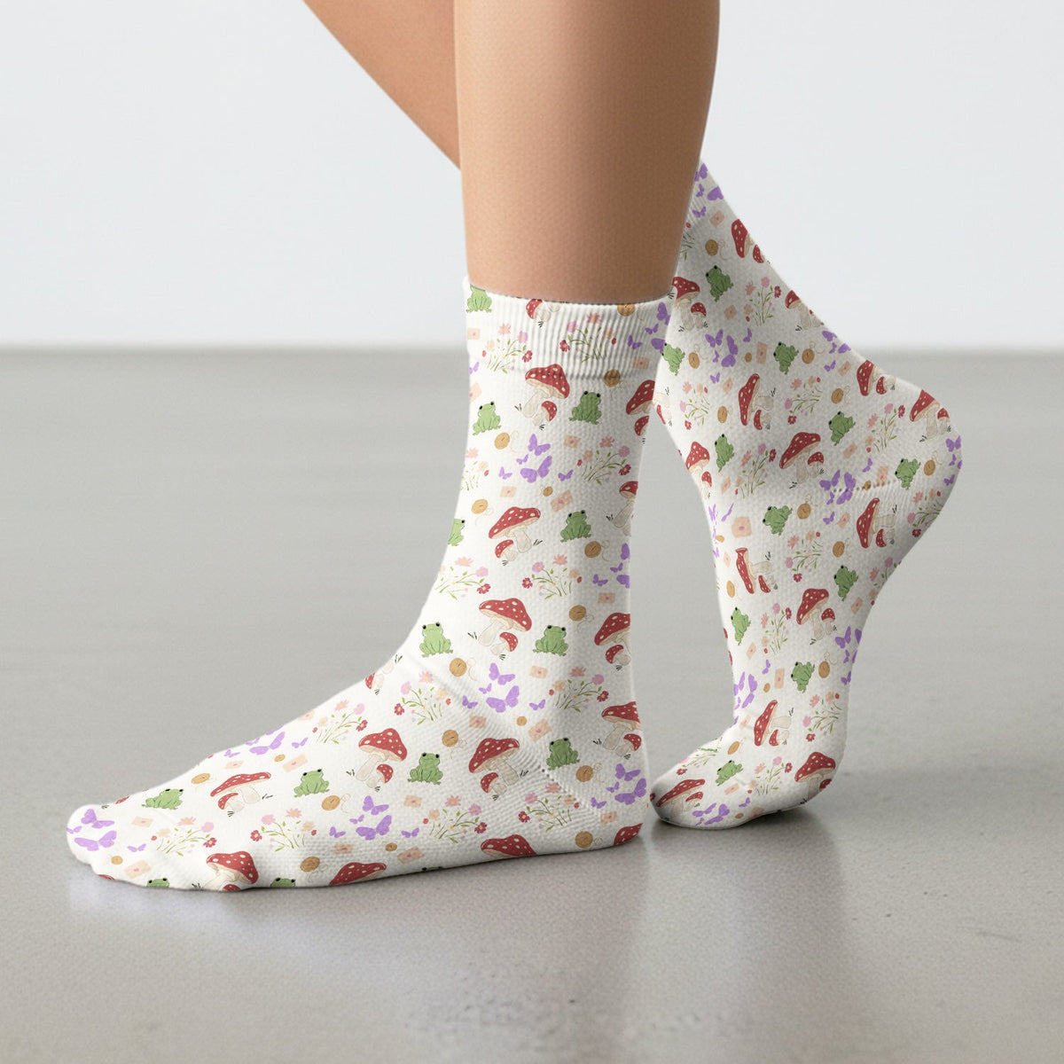 Adorable Nurse Frog and Mushroom Garden Print Nurse Socks, Adult Socks for Men and Women