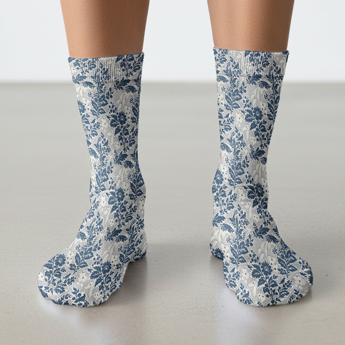 Cute Blue Floral Botanical Nurse Pattern Socks, Socks for Nurse Doctor