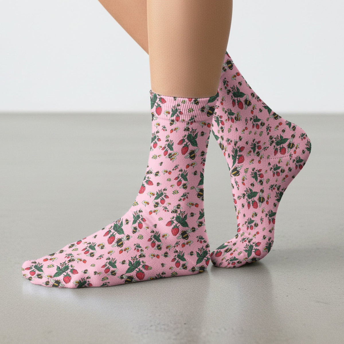 Cute Strawberry Bee Daisy Floral Pattern Scrub Socks, Socks for Nurse Doctor