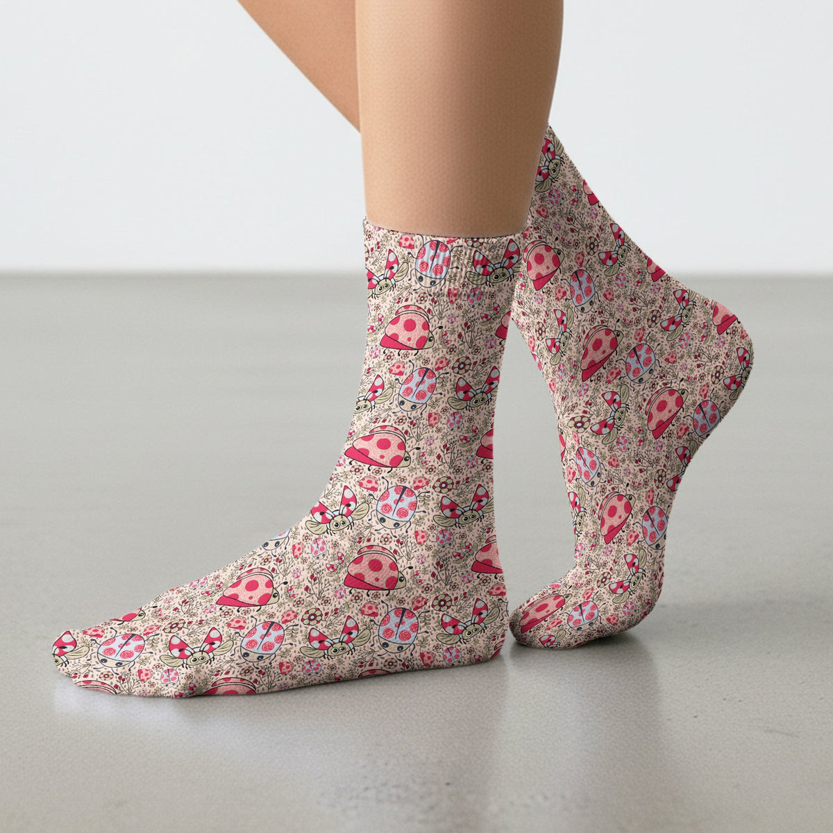 Cute Ladybug Rain Garden Pattern Socks, Socks for Nurse Doctor