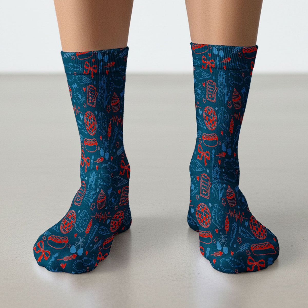 Patriotic Nurse Medical Icons Pattern Print Socks, Adult Socks for Men and Women