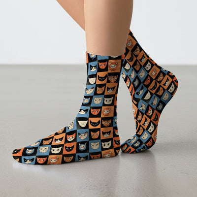 Cute Retro Cat Faces Checkerboard Print Socks, Socks for Nurse Doctor