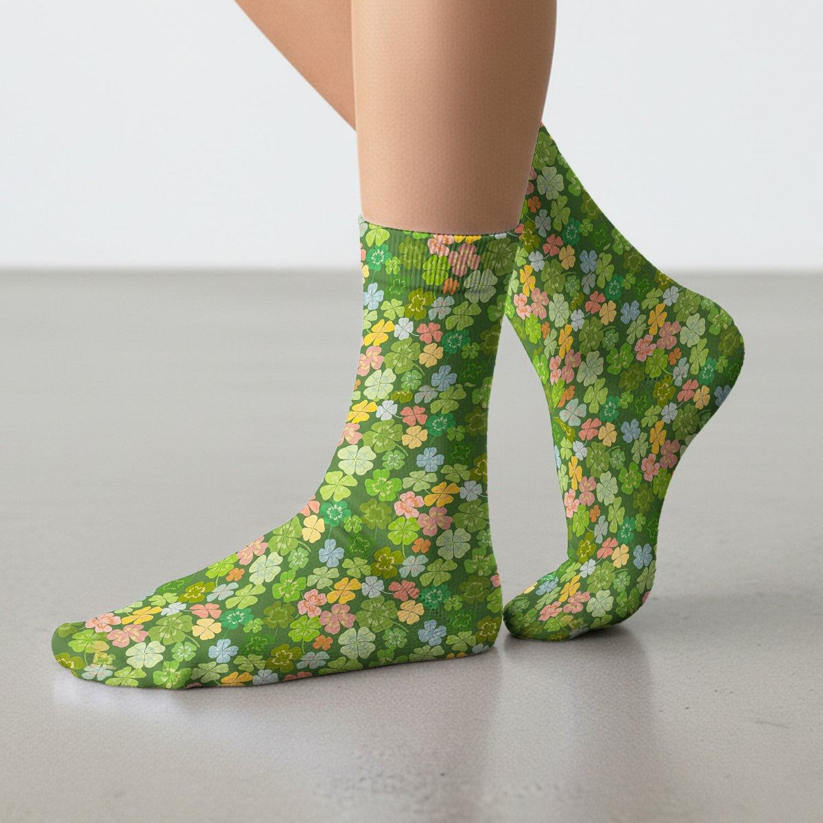 Colorful Shamrock Clover Pattern Socks, Adult Socks for Men and Women