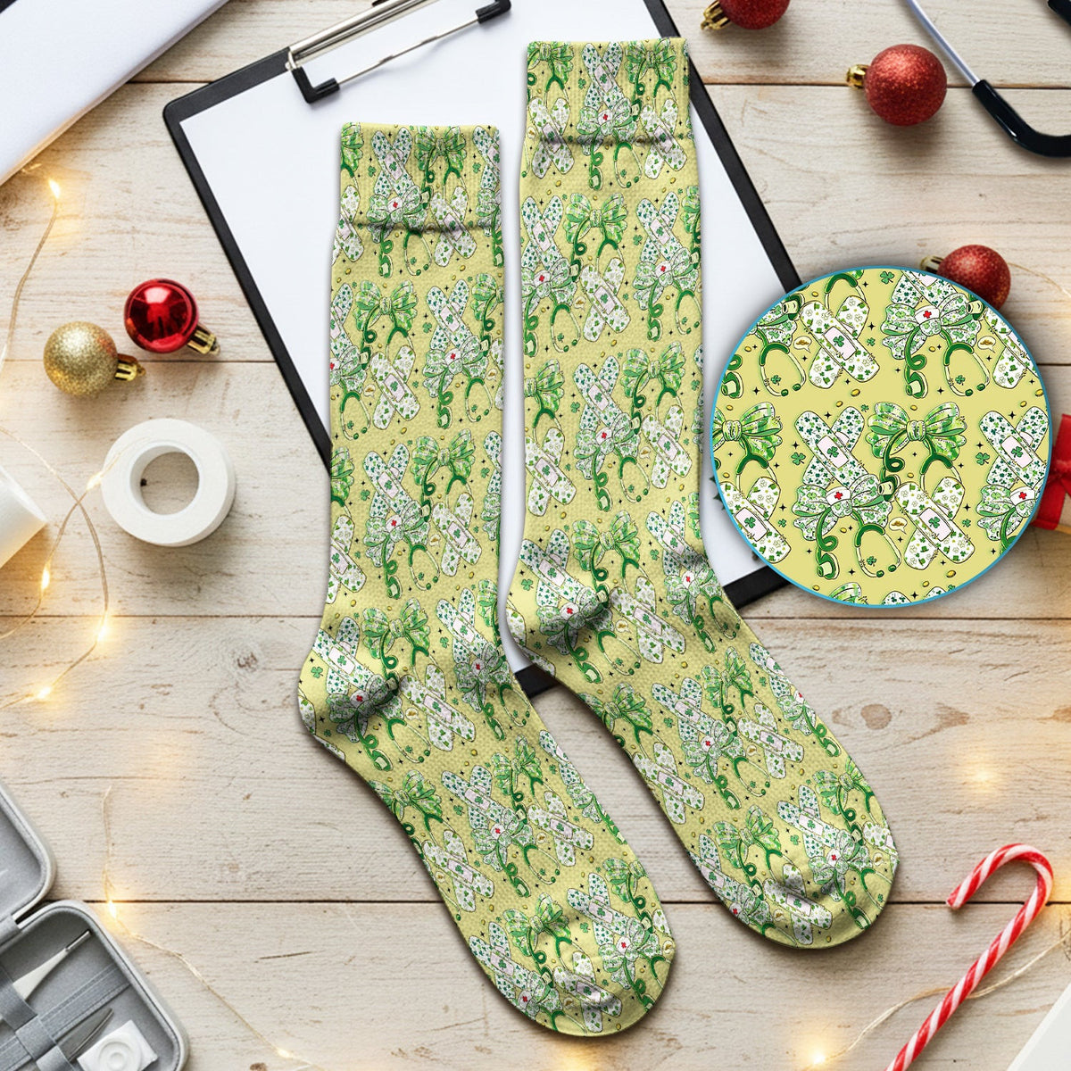 St Patrick Shamrock Stethoscope Bow Print Socks, Socks for Nurse Doctor