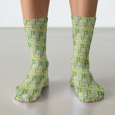 St Patrick Shamrock Stethoscope Bow Print Socks, Socks for Nurse Doctor