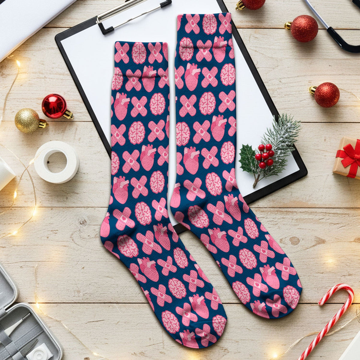 Heart & Brain Medical Icon Pattern Socks, Socks for Nurse Doctor