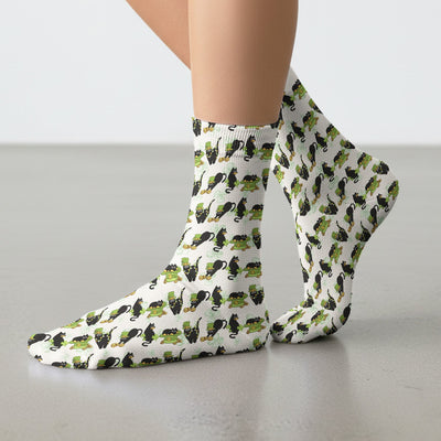 St. Patrick Black Cat Clover Print Medical Socks, Socks for Nurse Doctor