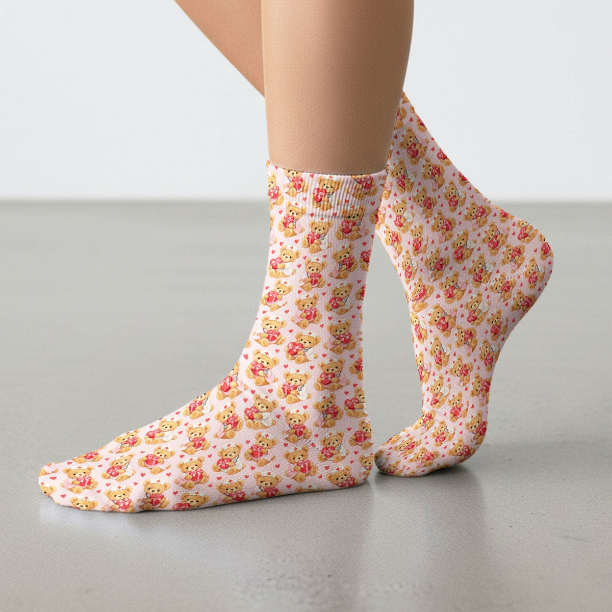 Valentine Teddy Pattern Scrub Socks, Bear And Heart Medical Nurse Scrub Sock, Breathable Fabrics Nursing Uniform