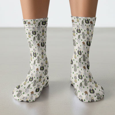 St. Patrick’s Day Scrub Socks, Lucky Cat With Shamrock Pattern Sock, Breathable Fabrics Nursing Uniform