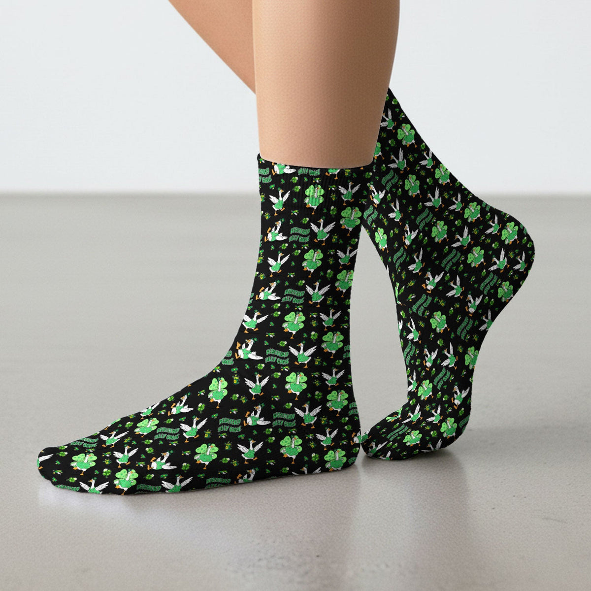 Silly Goose St. Patrick’s Day Scrub Socks, Funny Goose Shamrock Pattern Nurse Scrub Sock, Irish Green Nursing Uniform
