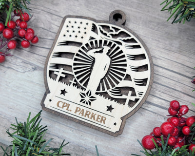 Custom Saluting Soldier Wood Sign, Family Christmas Ornament, Christmas Decor