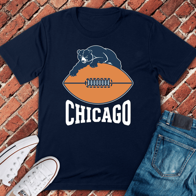 Chicago Bear Grip T-Shirt - Graphic Tee - Gift for Chicago Lovers - Unisex
