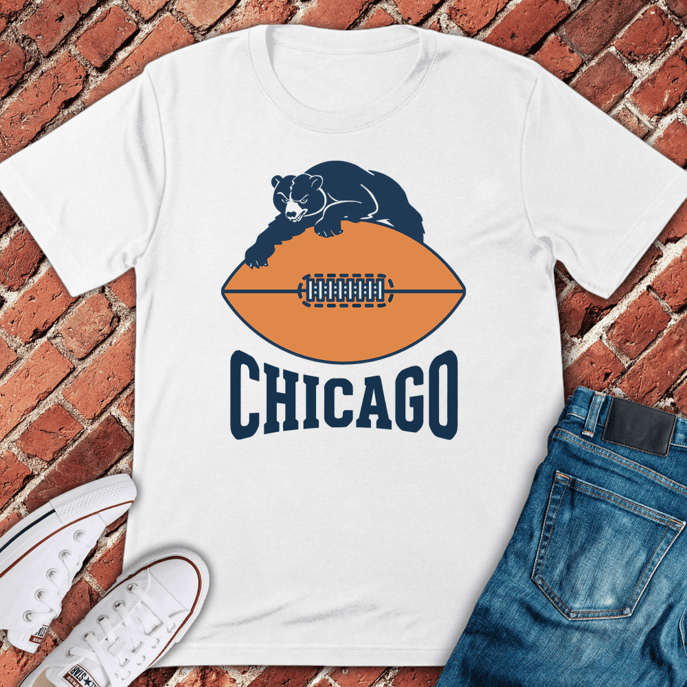 Chicago Bear Grip T-Shirt - Graphic Tee - Gift for Chicago Lovers - Unisex