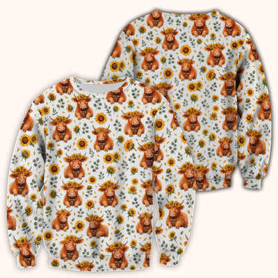 Rustic Highland Cow Floral Pattern Scrub Top, Comfortable Scrubs for Nurses