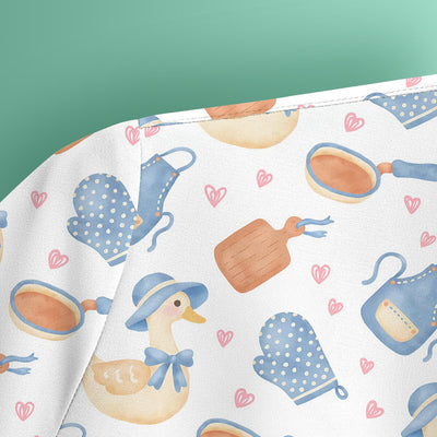 Duck Apron Kitchen Utensil Heart Pattern Scrub Top, Comfortable Scrubs for Nurses