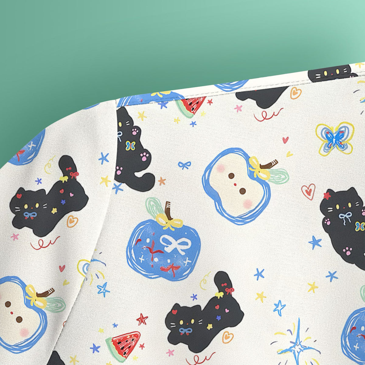 Cute Black Cat and Apple Print V Neck Scrub Top for Nurses