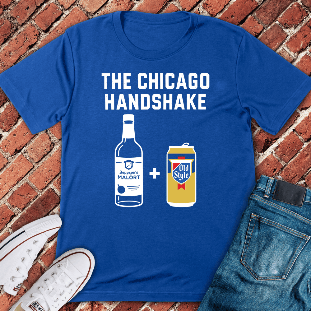 Chicago Handshake T-Shirt Gift For Chicago Lovers - Unisex Graphic Tee