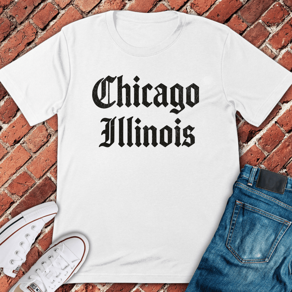 Chicago Script T-Shirt Gift For Chicago Lovers - Unisex Graphic Tee