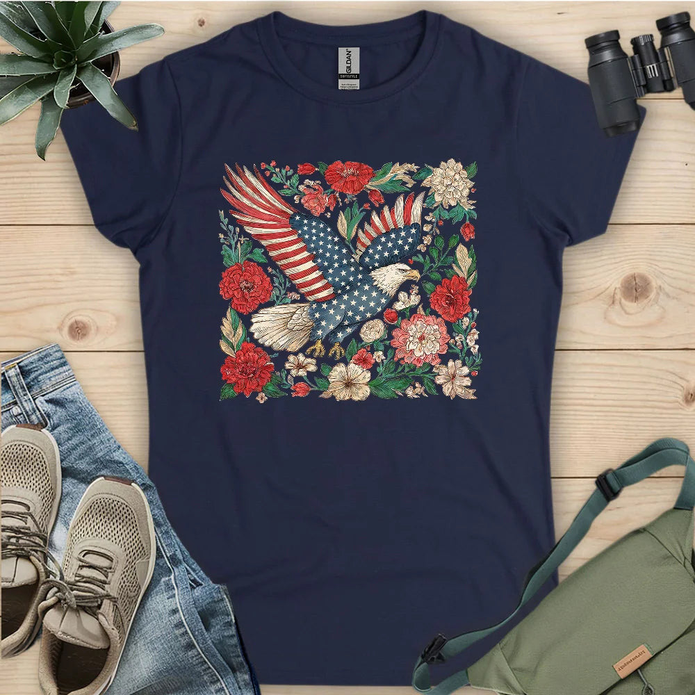 Eagle Of 4th Of July Women's T-Shirt - Bird Graphic Tee - Gift for Bird Lovers