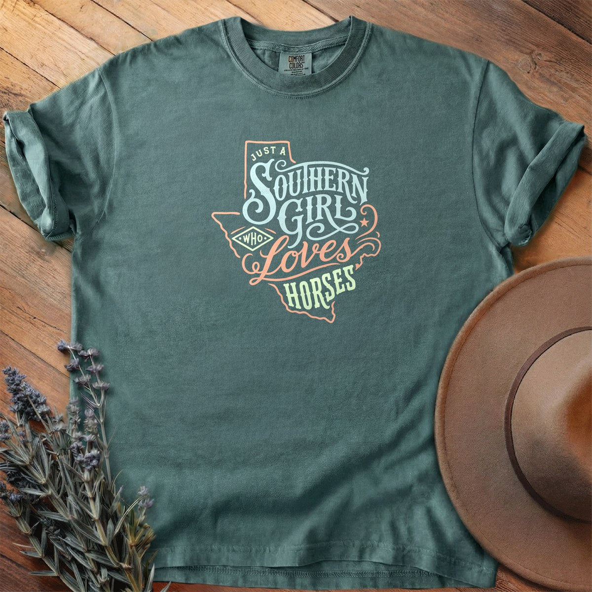 Southern Girl Who Loves Horses T-Shirt - Horse Graphic Tee - Gift for Horse Lovers