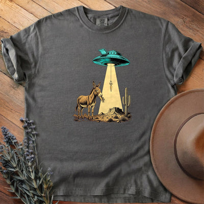 Carrot Beam Over The Mesa T-Shirt - Horse Graphic Tee - Gift for Horse Lovers - Unisex