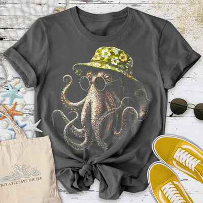 Summer Octopus T-Shirt - Ocean Graphic Tee - Gift for Ocean Lovers - Unisex