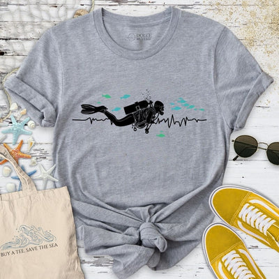 I Heart Scuba Diving T-Shirt - Ocean Graphic Tee - Gift for Ocean Lovers - Unisex
