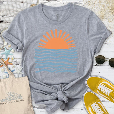 Retro Sunset T-Shirt - Ocean Graphic Tee - Gift for Ocean Lovers - Unisex