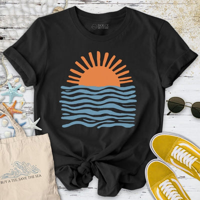 Retro Sunset T-Shirt - Ocean Graphic Tee - Gift for Ocean Lovers - Unisex