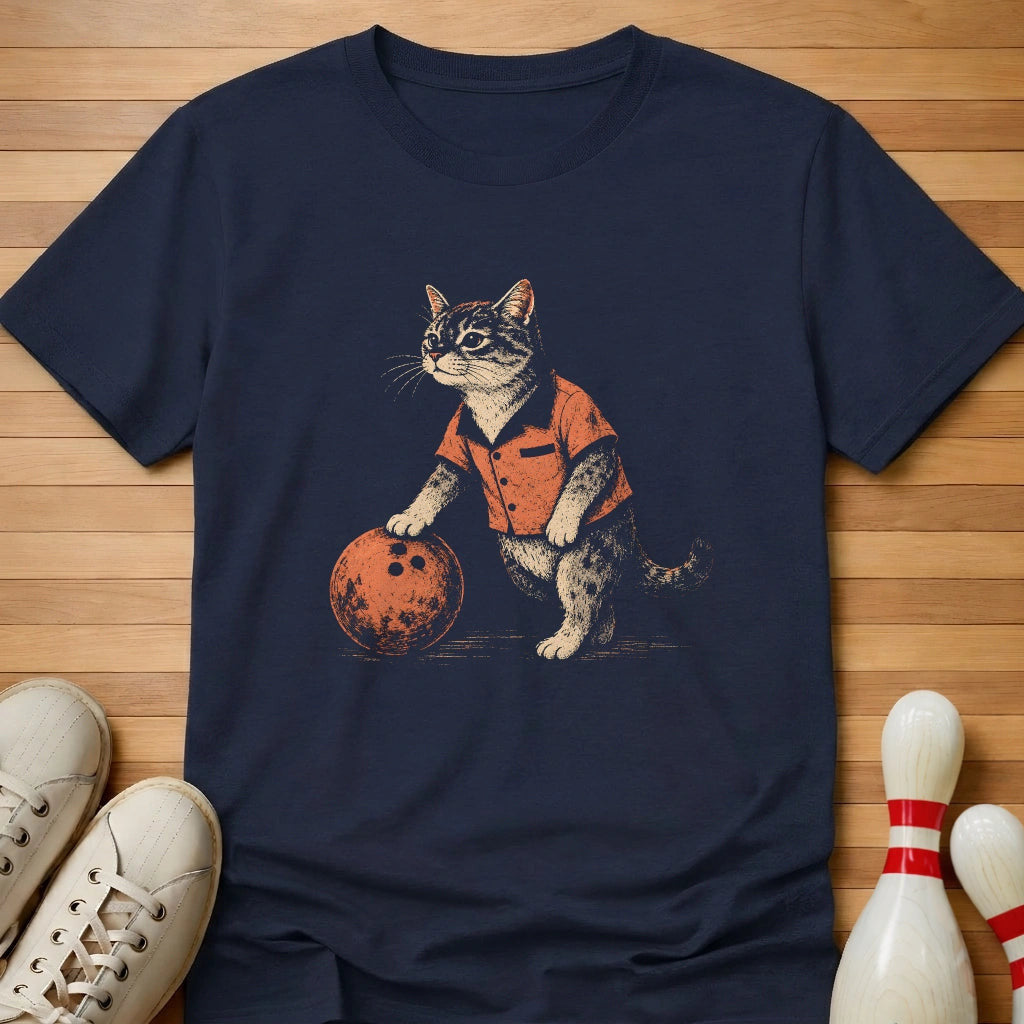 Cat Bowler T-Shirt Gift For Bowlers