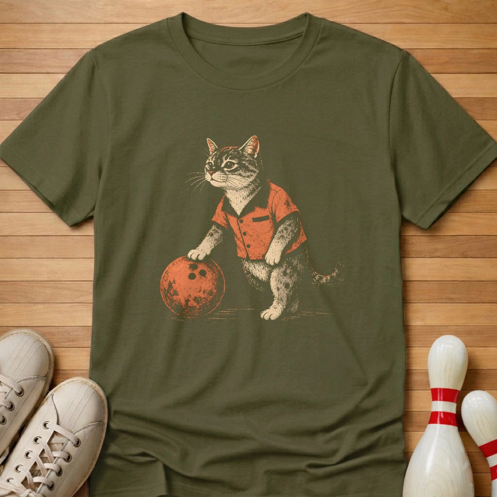 Cat Bowler T-Shirt Gift For Bowlers