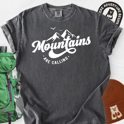 Calling Mountains T-Shirt Gift For Hiker