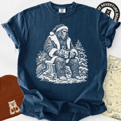 Bigfoot Santa T-Shirt Gift For Hiker