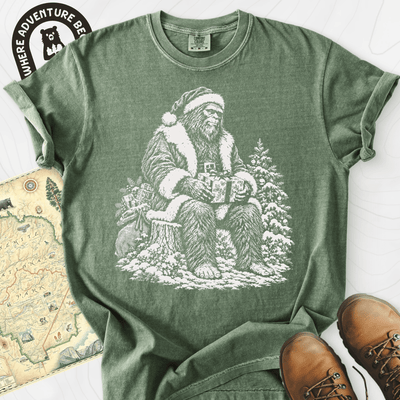 Bigfoot Santa T-Shirt Gift For Hiker