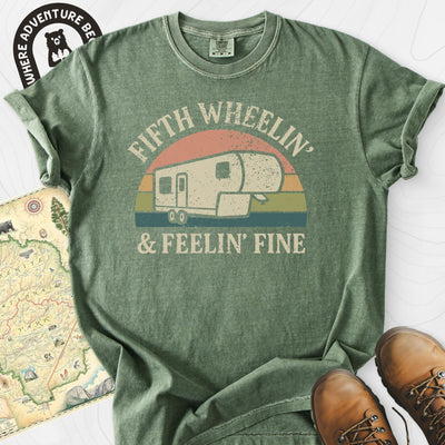 Fifth Wheelin' T-Shirt Gift For Hiker