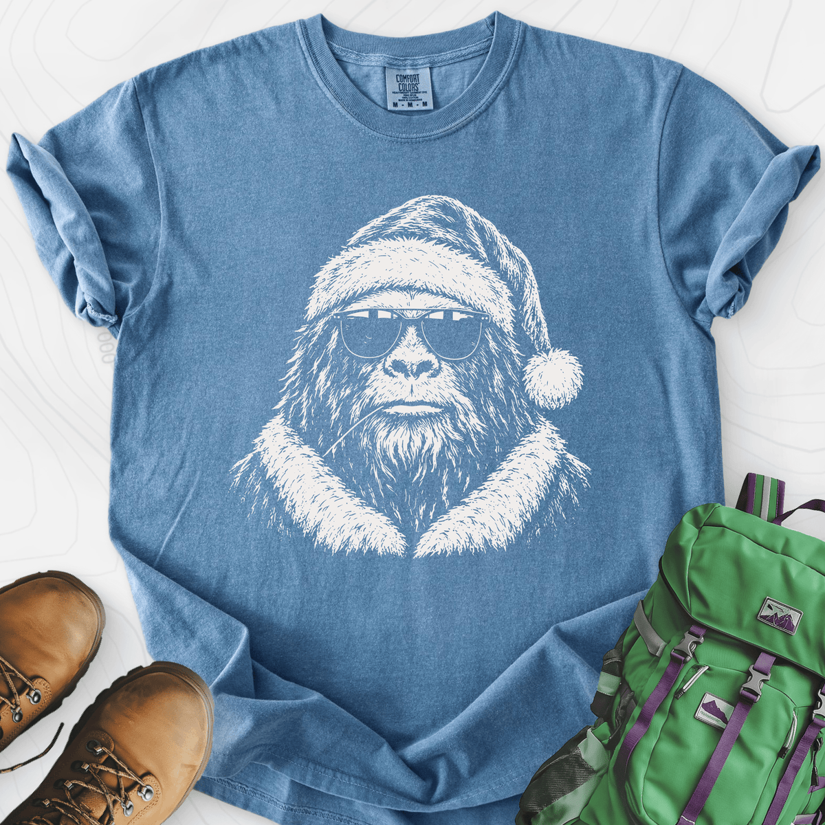 Cool Santa Squatch T-Shirt Gift For Hiker