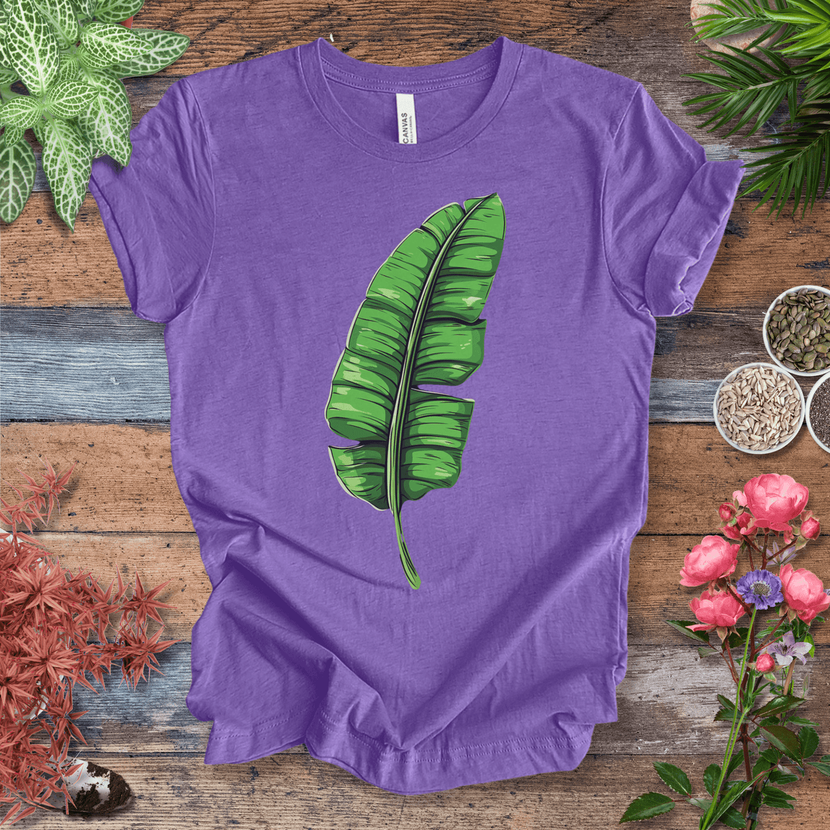 Minimalist Banana Leaf T-Shirt Gift For Plant Lover