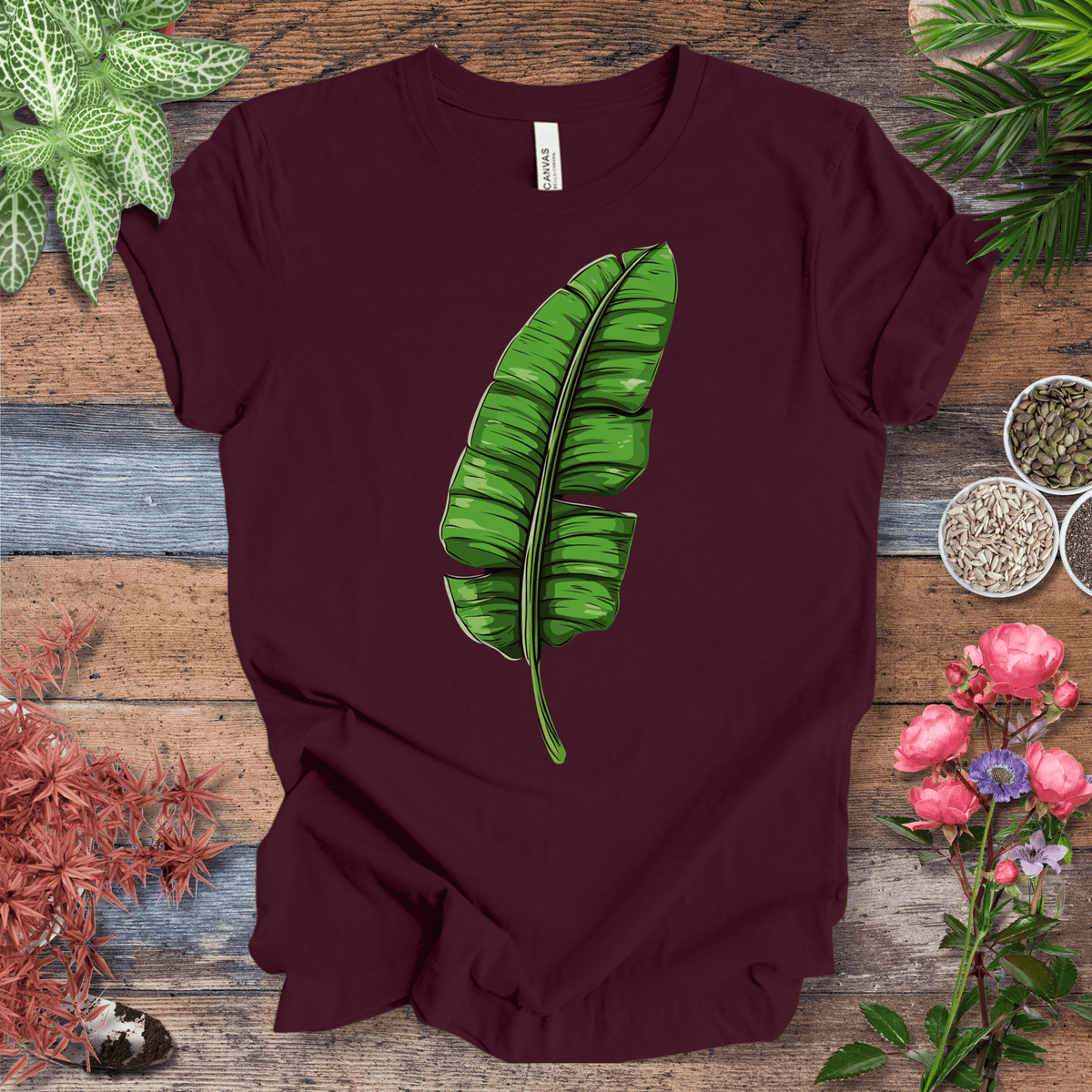 Minimalist Banana Leaf T-Shirt Gift For Plant Lover