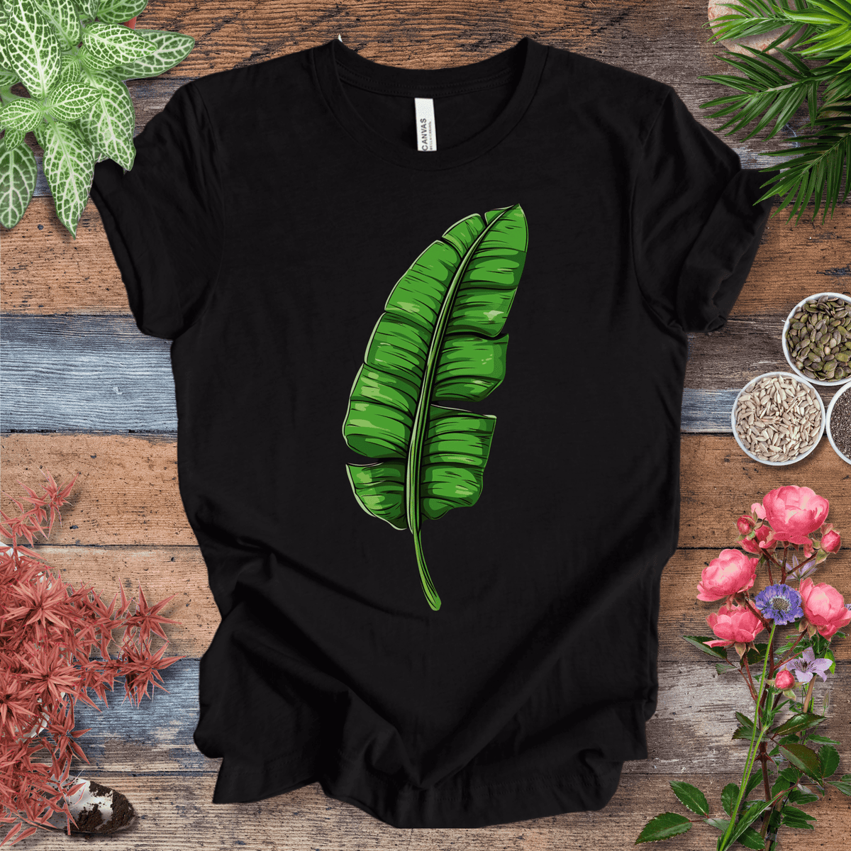 Minimalist Banana Leaf T-Shirt Gift For Plant Lover