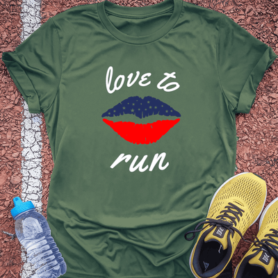 Lips T-shirt Gift Ideas For Runners
