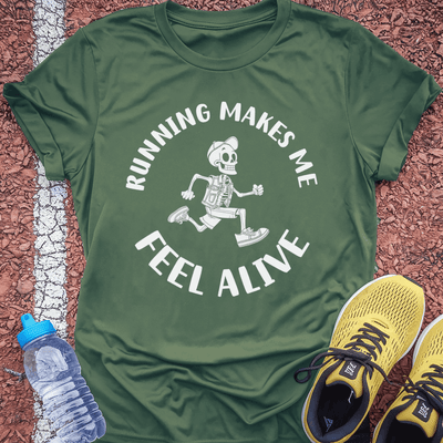 Running Makes Me Feel Alive T-shirt Gift Ideas For Runners